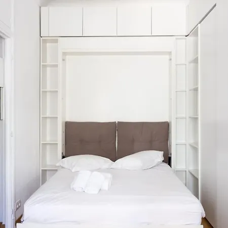 Cozy Furnished Studio Ideally Located In A Quiet Area In Center *