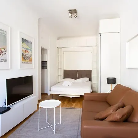 Apartment Cozy Furnished Studio Ideally Located In A Quiet Area In Center